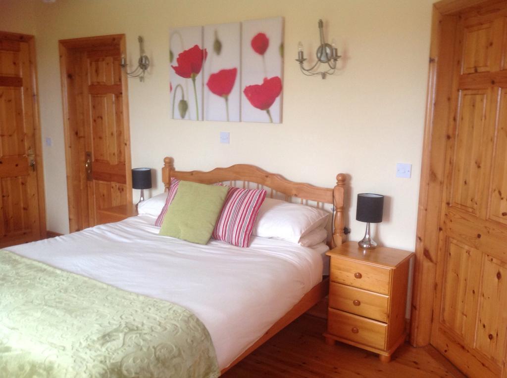 Loughrask Lodge Bed & Breakfast room 4