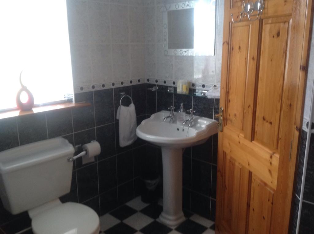 Loughrask Lodge Bed & Breakfast room 6